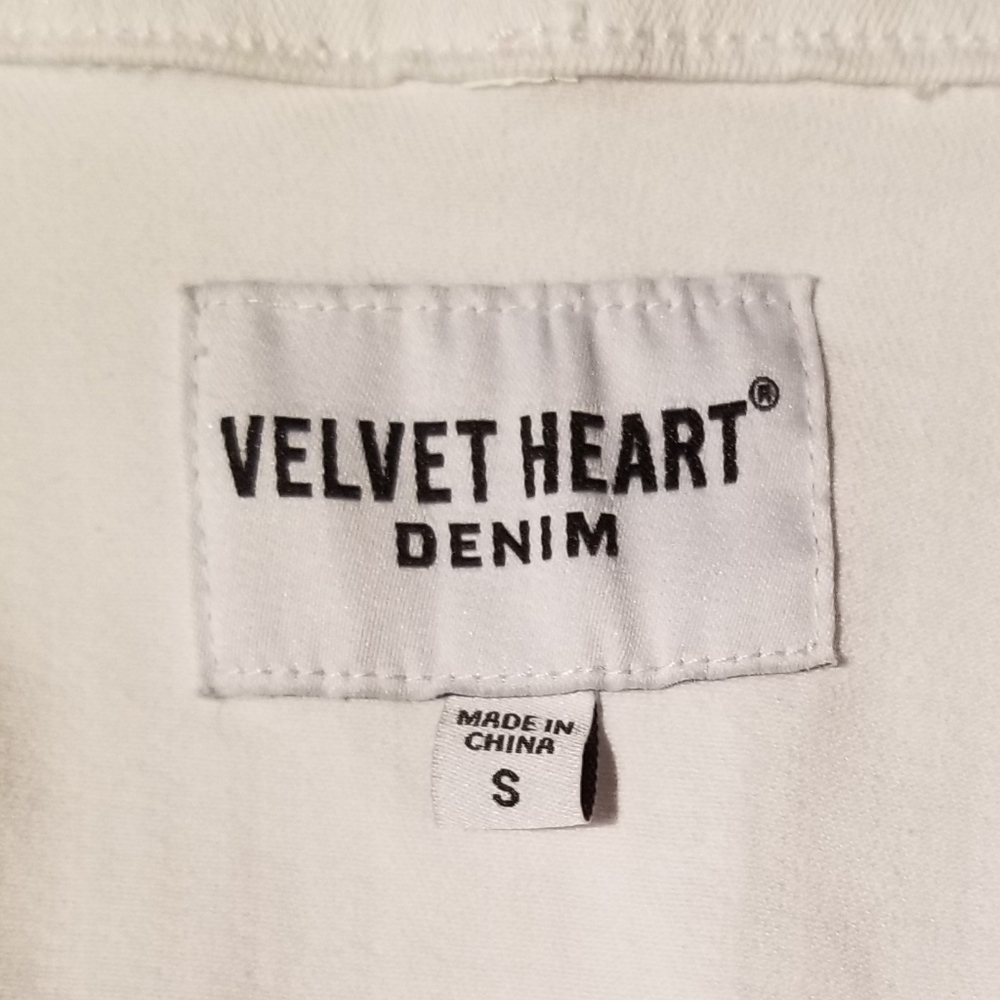 Velvet Heart Classic Denim Jacket - Picture 12 of 12